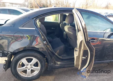 2013 Chevrolet Cruze 1Lt Auto z USA, uszkodzony, nr VIN 1G1PC5SBXD7109072